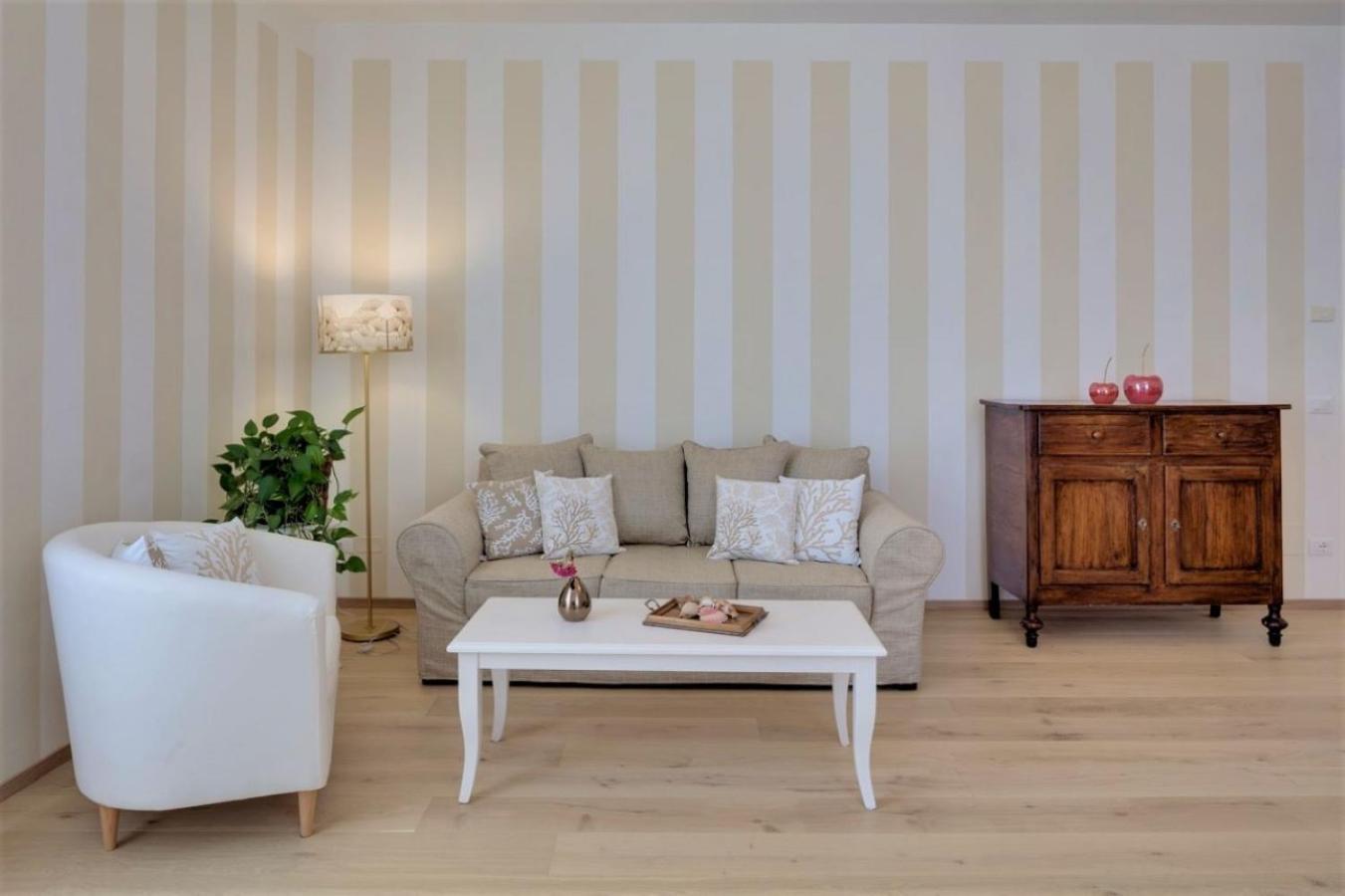 Rambaldi Apartments In Casa Nr 6 With Shared Terrace Bardolino Exterior foto