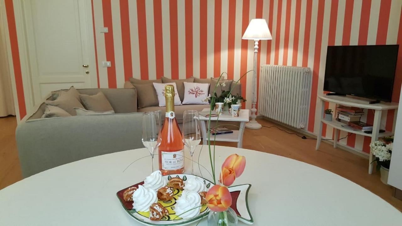 Rambaldi Apartments In Casa Nr 6 With Shared Terrace Bardolino Exterior foto